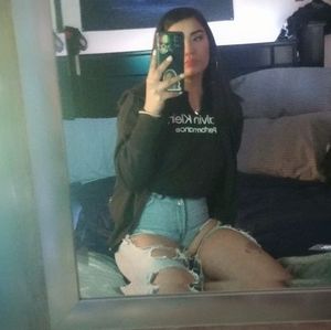 Meet your Posher, Tamira